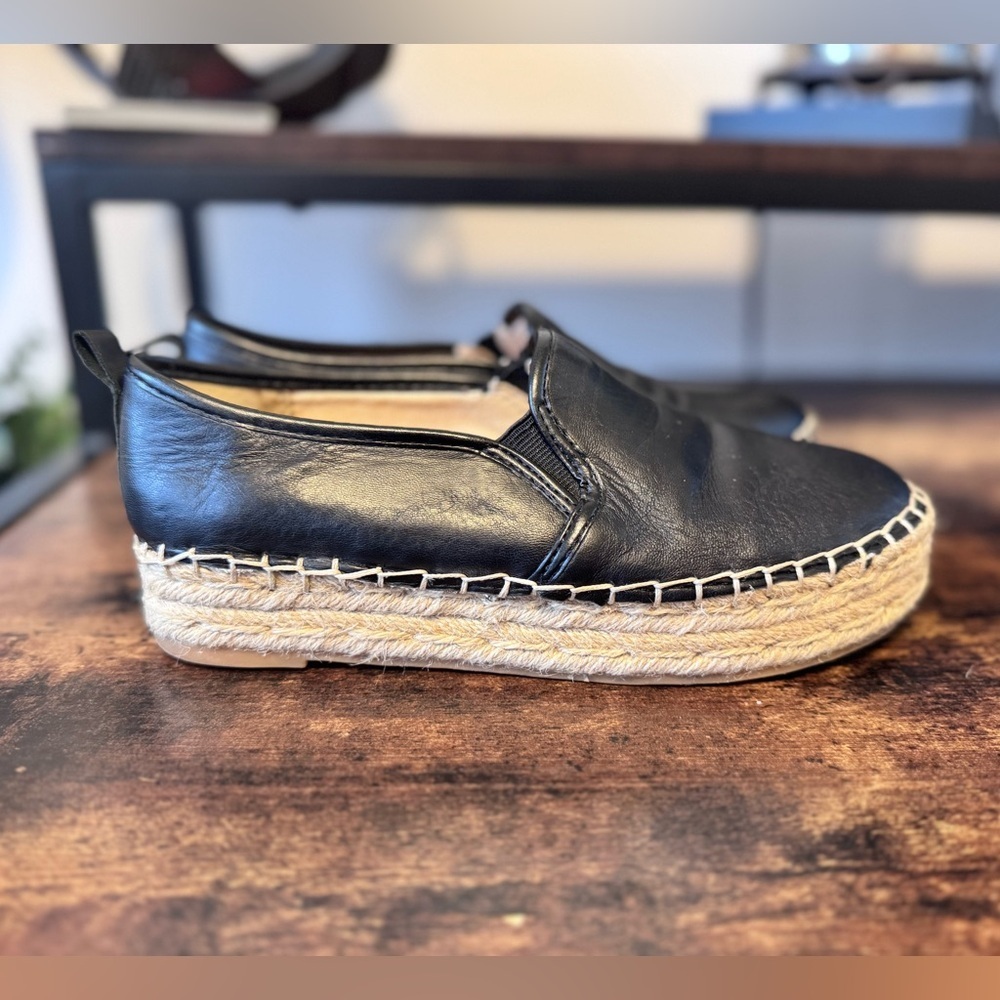 Sam Edelman black Carrin Slip on Size 6